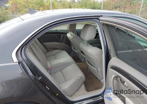 2010 Acura Rl 3.7 from USA, damaged, VIN JH4KB2F6XAC002573